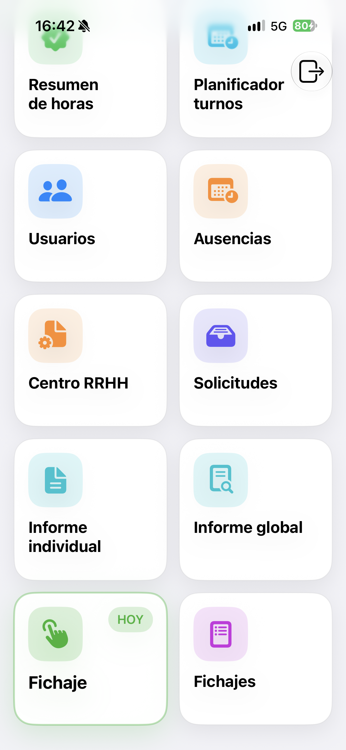 Pantalla real de ADF Gestión Laboral con resumen de horas, usuarios, ausencias, centro de RR. HH., solicitudes e informes.